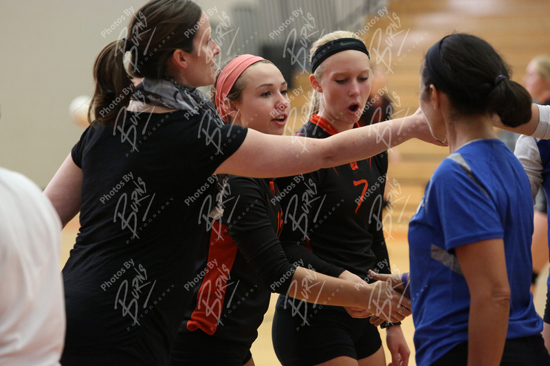 Burns Photography | 15.09.24 LWW Varsity Girls Volleyball